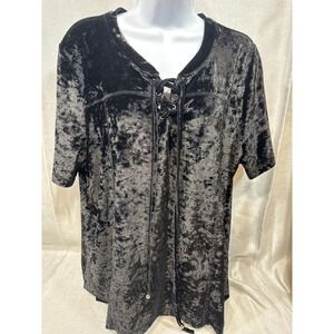 POL Black Crushed Velvet Lace Up Grommet Top Short Sleeve Womens Medium